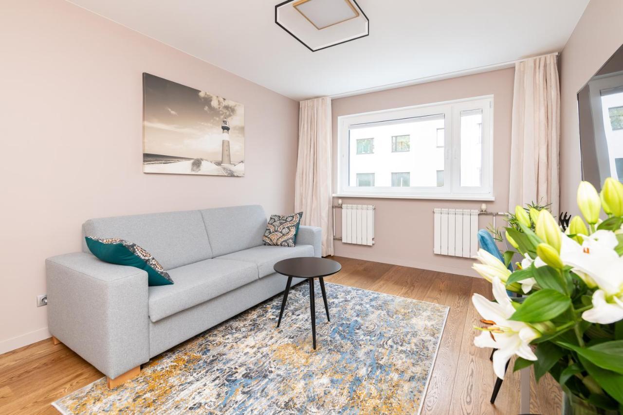 Karu Central Apartment Талин Екстериор снимка